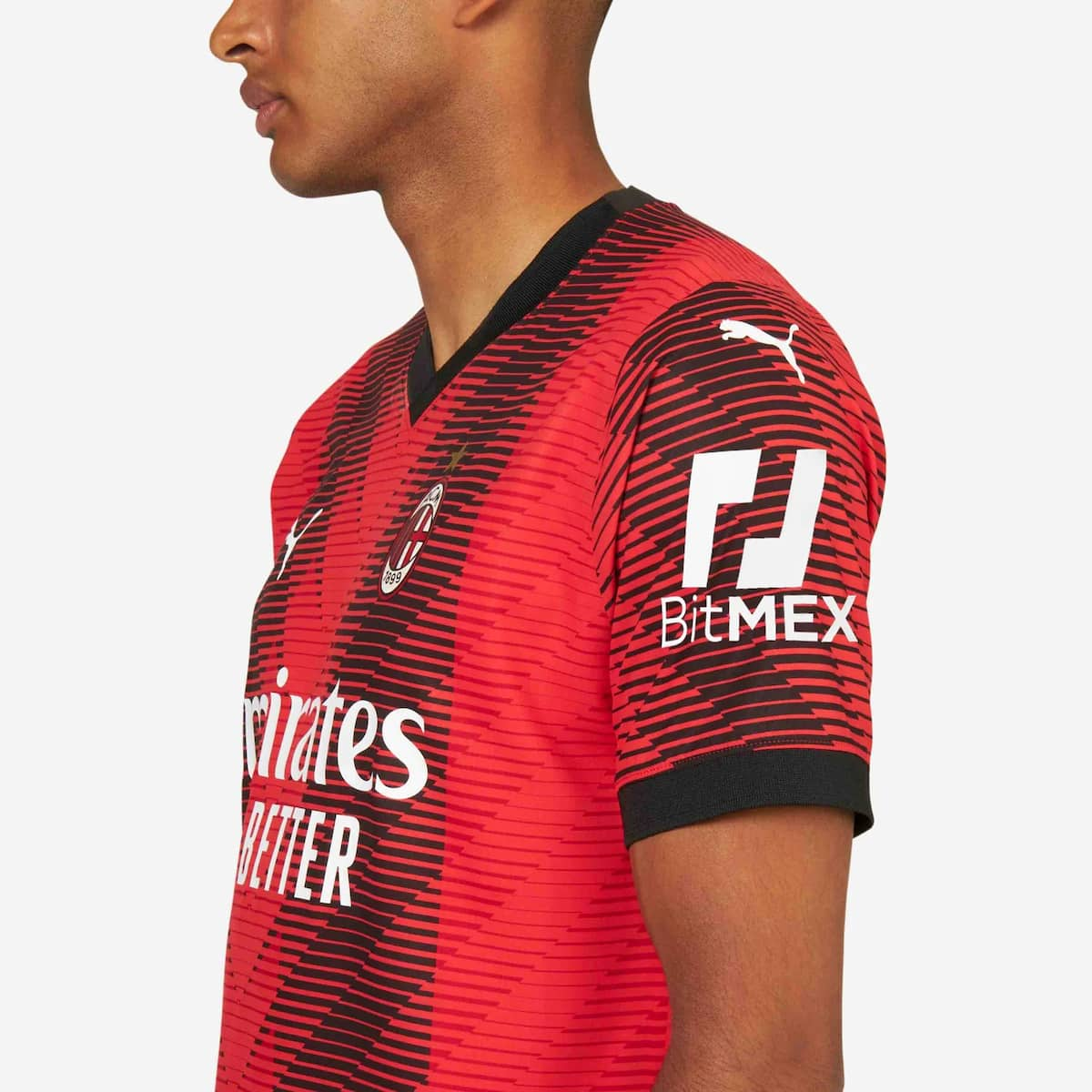 ac_milan_2023_24_home_kit (8).jpg