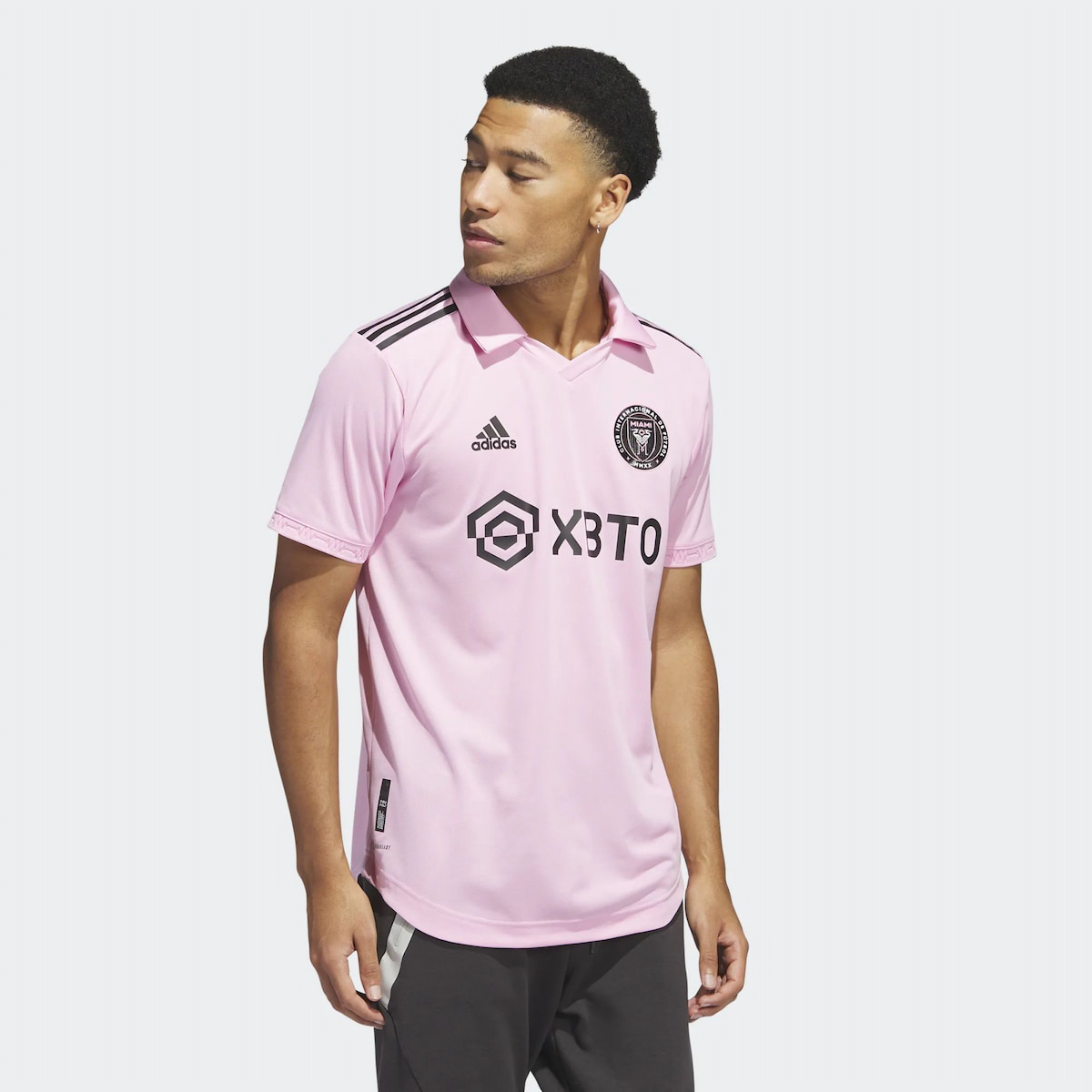 Inter_Miami_2022_home_kit_b (4).jpg