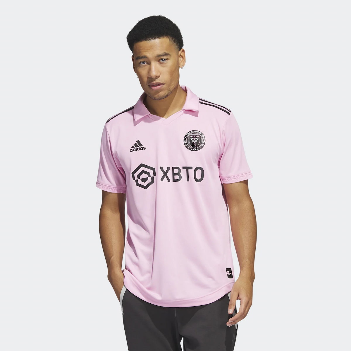 Inter_Miami_2022_23_home_kit_b (3).jpg