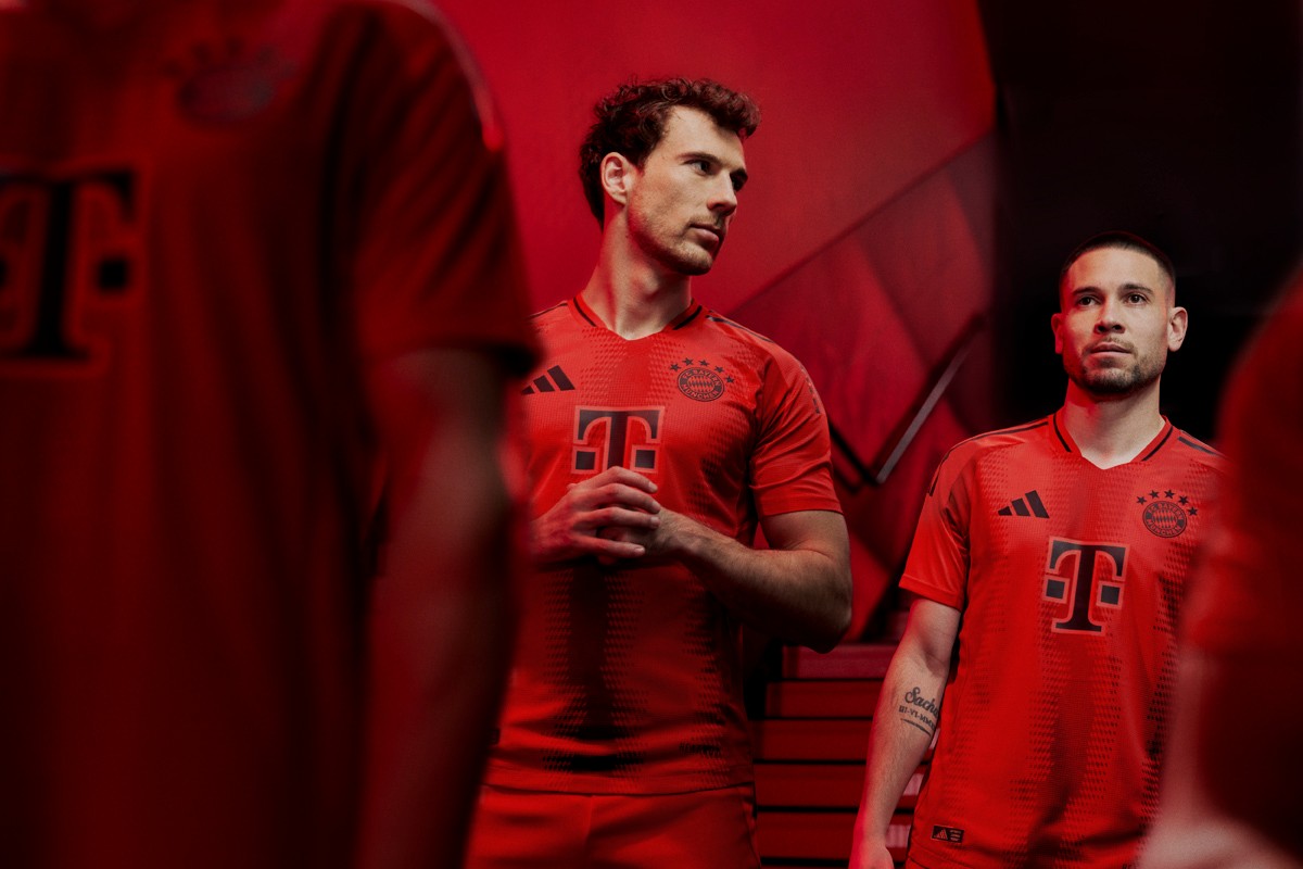 Authentic Bayern Munich Men's Home Jersey 2024-2025 Player Version.jpg